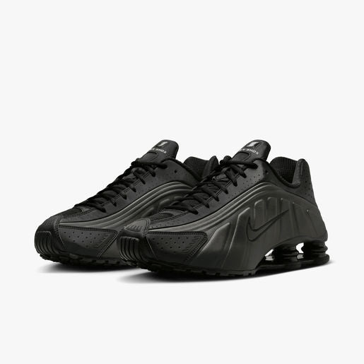 NIKE SHOX R4
