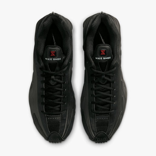 NIKE SHOX R4