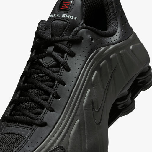 NIKE SHOX R4